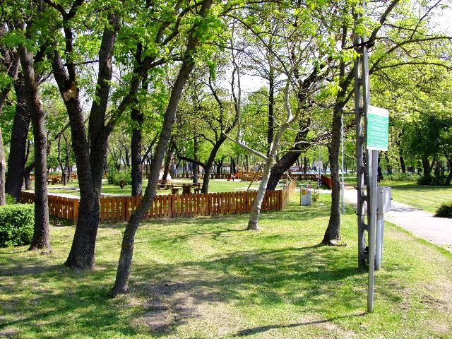 Hodmezovasarhely playground in nepkert